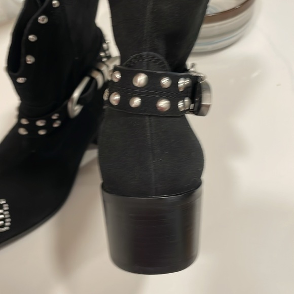 NWOT Booties! Country vibe, comfy and cute! Black suede like with silver stud - Picture 4 of 7